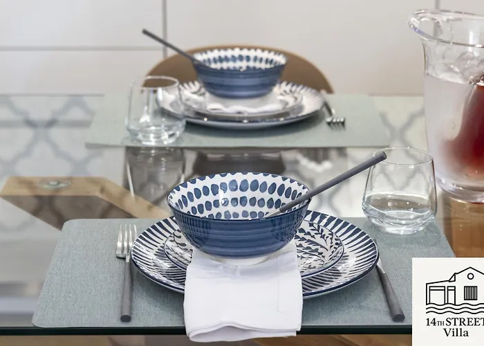 14th Street - Villa Espinho