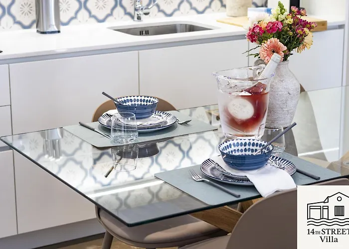 14th Street - Villa Espinho